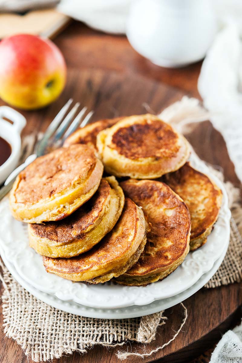 Gluten-free Apple-Banana Fritters taste like dessert but are perfect for a healthy breakfast. They are gluten-free, easy to make and have only a handful of ingredients | Imagelicious