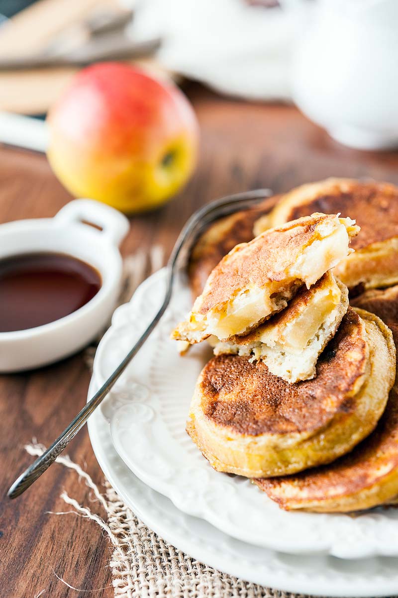 Gluten-free Apple-Banana Fritters taste like dessert but are perfect for a healthy breakfast. They are gluten-free, easy to make and have only a handful of ingredients | Imagelicious