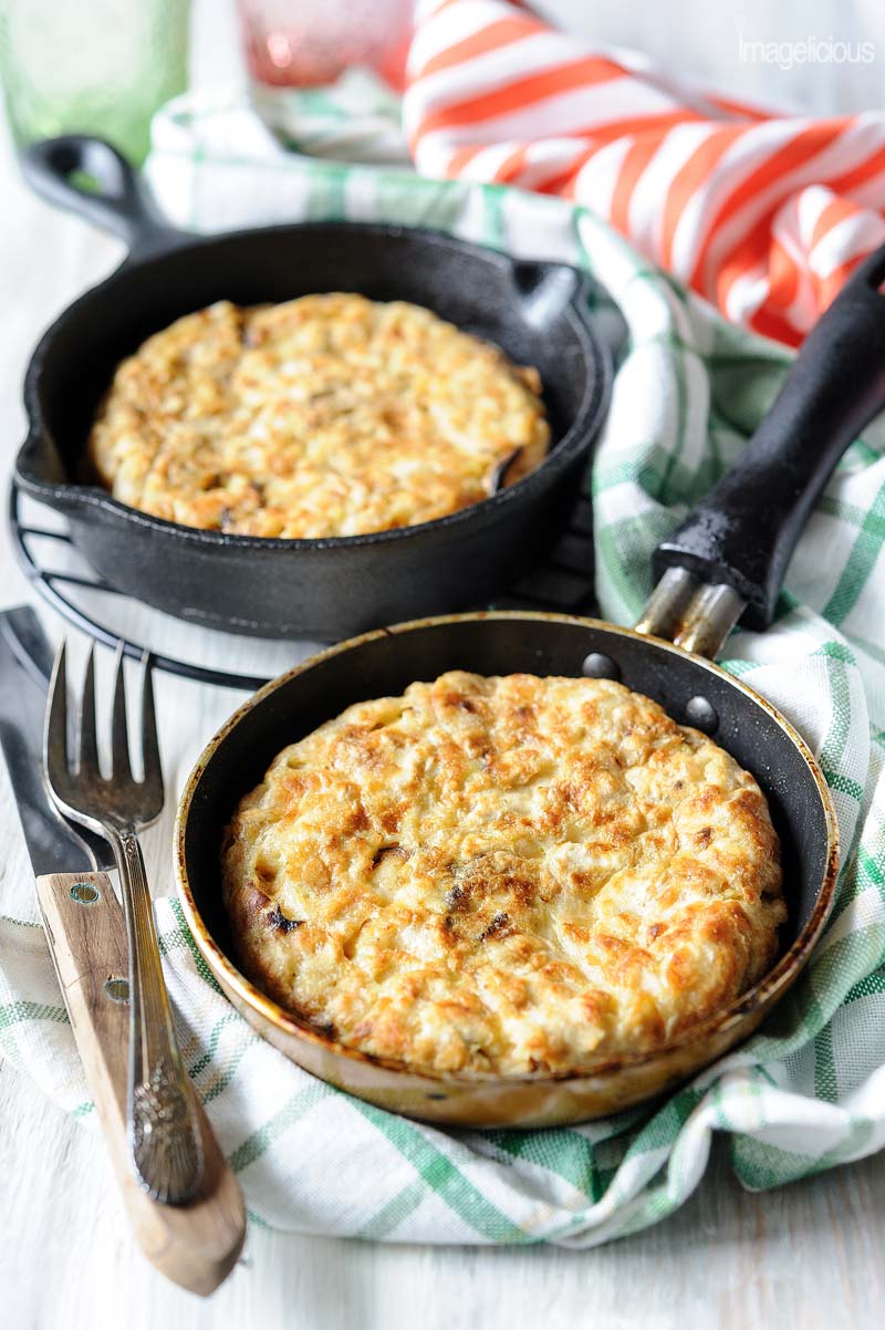 Matzo Brei is just a fancy name for fried matzo and eggs. Easy and delicious breakfast or snack. Perfect for Passover breakfast | Imagelicious