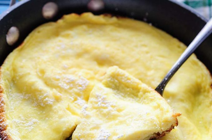 Sweet Omelet or Breadless French Toast is a delicious and unique breakfast! It only takes a few minutes to make and is perfect for elegant brunch. It's fluffy and lightly sweetened. Can be made gluten-free | Imagelicious