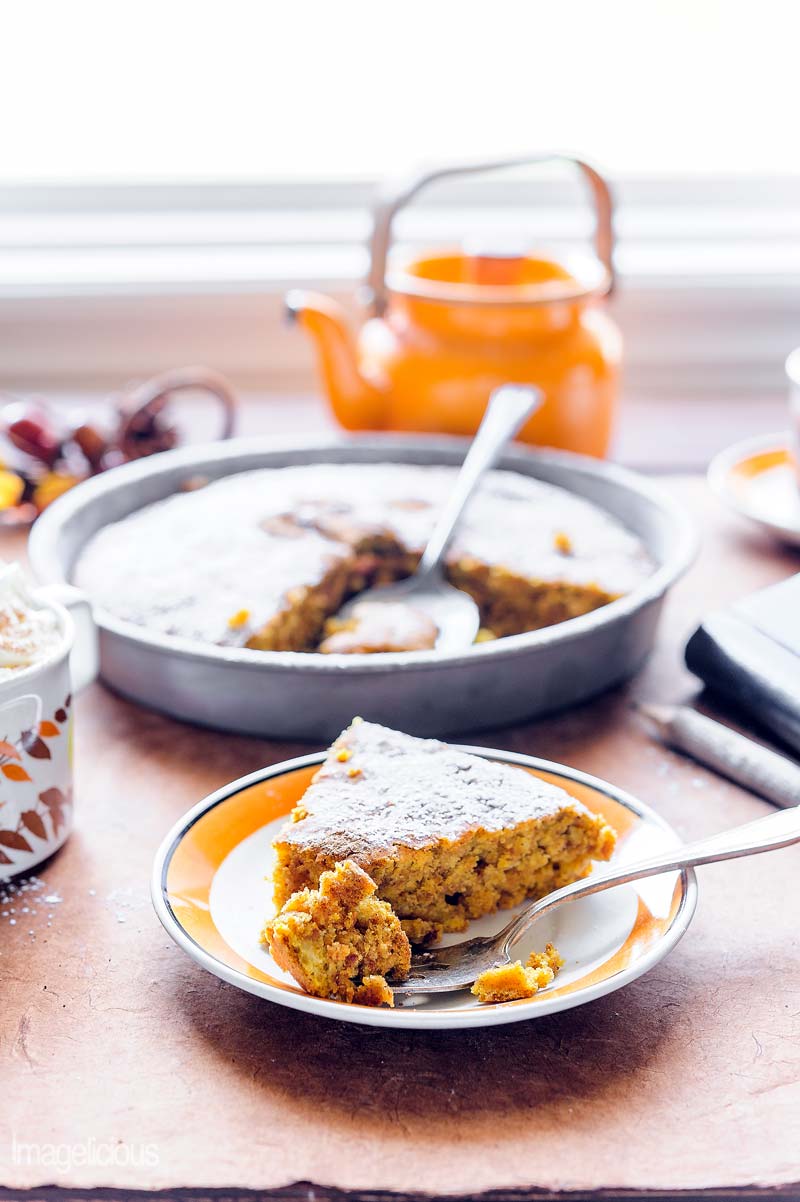 Vegan Pumpkin Cake is the ultimate fall comfort dessert! It's moist and spiced! Perfect with a cup of coffee or tea for breakfast or autumn afternoon snack. Enjoy this cozy dessert and you won't miss any butter or eggs in this recipe. It's so easy, you only need one bowl and one spoon to make this cake | Imagelicious
