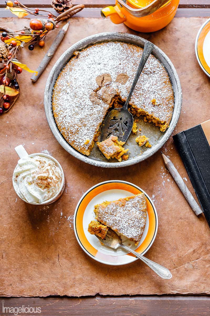 Vegan Pumpkin Cake is the ultimate fall comfort dessert! It's moist and spiced! Perfect with a cup of coffee or tea for breakfast or autumn afternoon snack. Enjoy this cozy dessert and you won't miss any butter or eggs in this recipe. It's so easy, you only need one bowl and one spoon to make this cake | Imagelicious