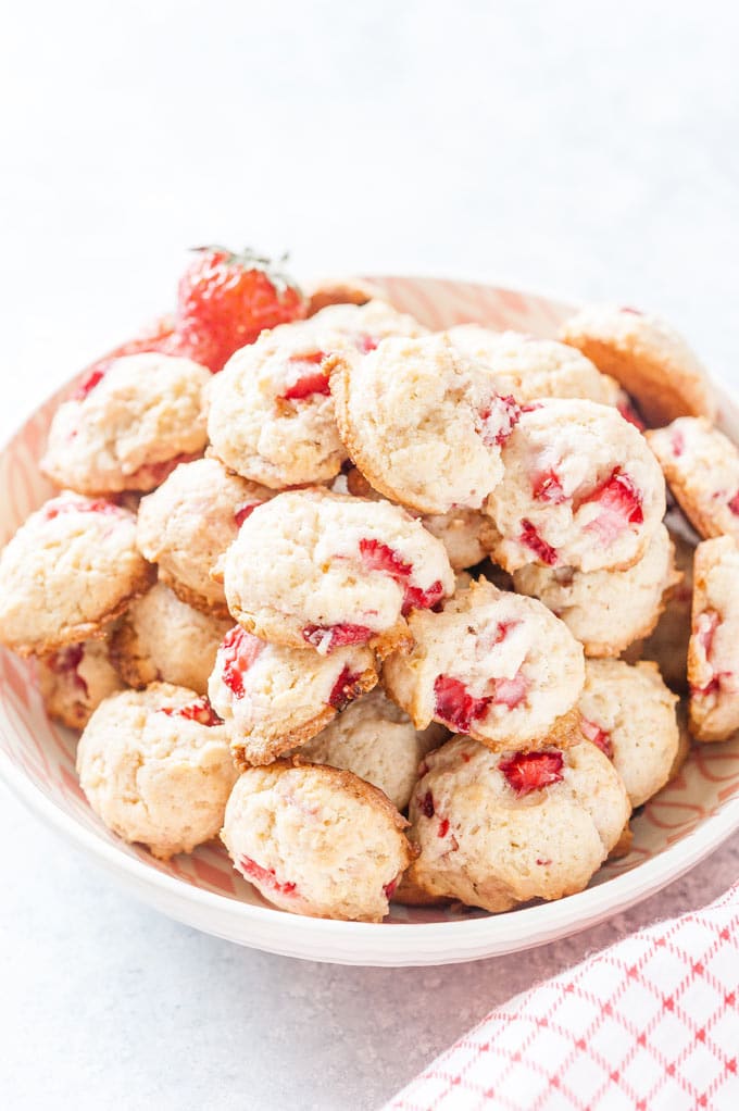 Big bowl with Soft Strawberry Cookies.